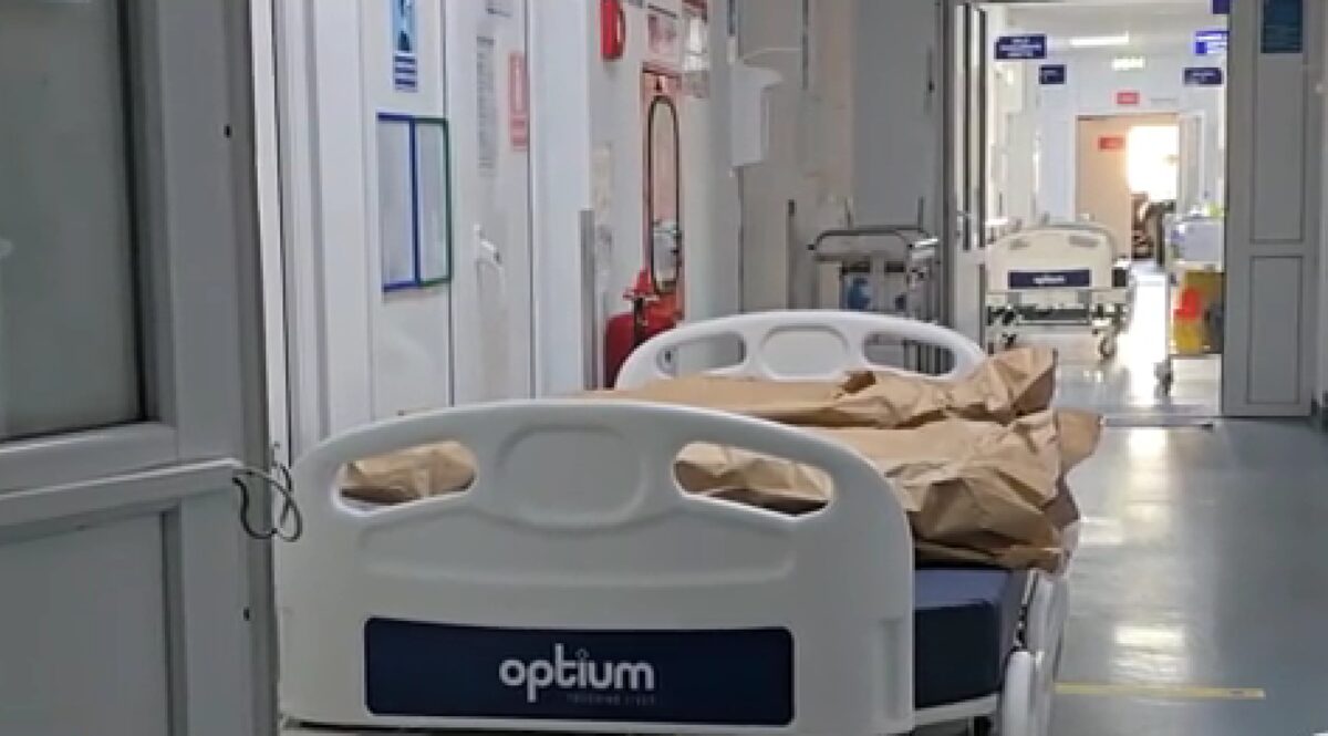 Spitalul Județean Botoșani, investiție în paturi noi care nu încap pe ușile saloanelor