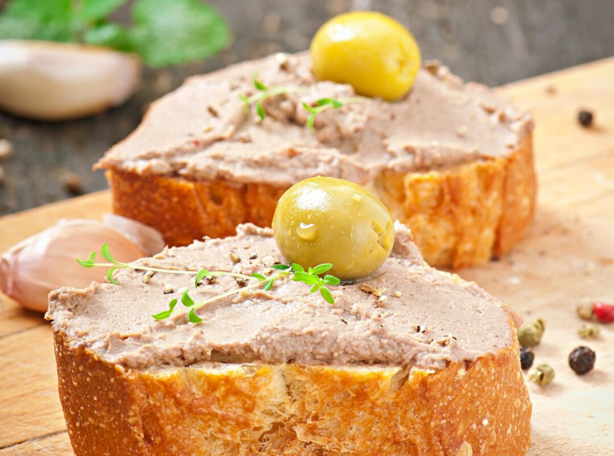 Dezlegare la pește pe 4 decembrie. Cum prepari cea mai gustoasă pastă tartinabilă de ton