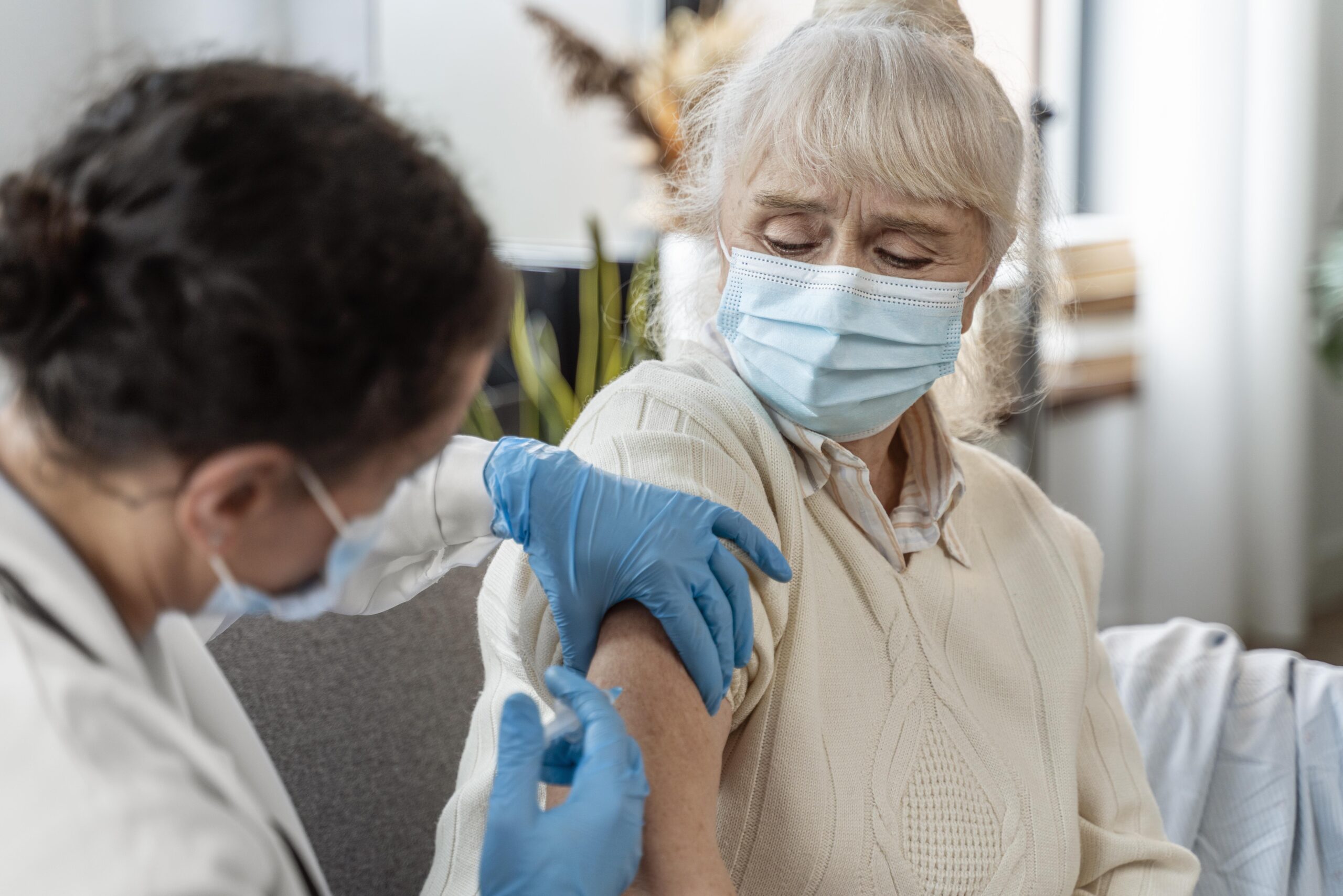 Societatea Națională de Medicină a Familiei îndeamnă românii să se protejeze prin vaccinul antigripal