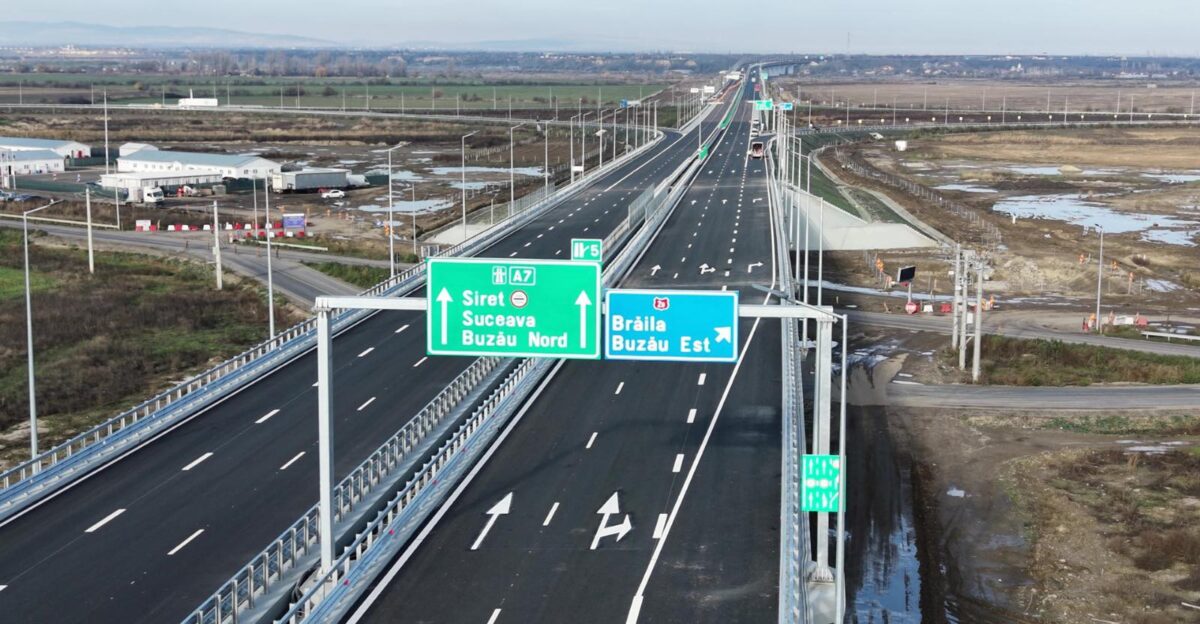 Care este stadiul lucrărilor pe A7, între Adjud și Răcăciuni: Continuă așternerea asfaltului. Când va fi deschisă circulația