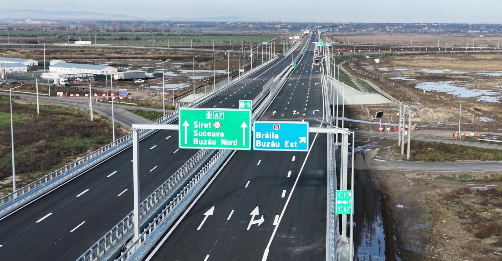 Care este stadiul lucrărilor pe A7, între Adjud și Răcăciuni: Continuă așternerea asfaltului. Când va fi deschisă circulația