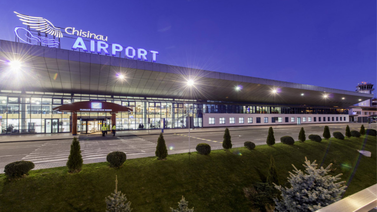 Copiii pot zbura singuri de pe Aeroportul Chișinău. Asistență completă de la check-in până la destinație