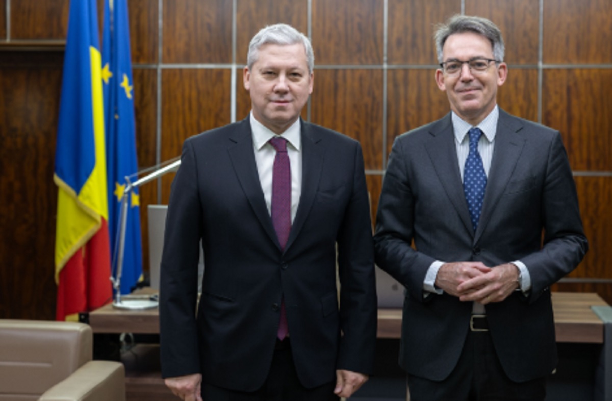 Vizita oficială făcută în SUA de Cătălin Predoiu, fără precedent pentru un oficial român. Subiectul alegerilor nu a fost în discuții