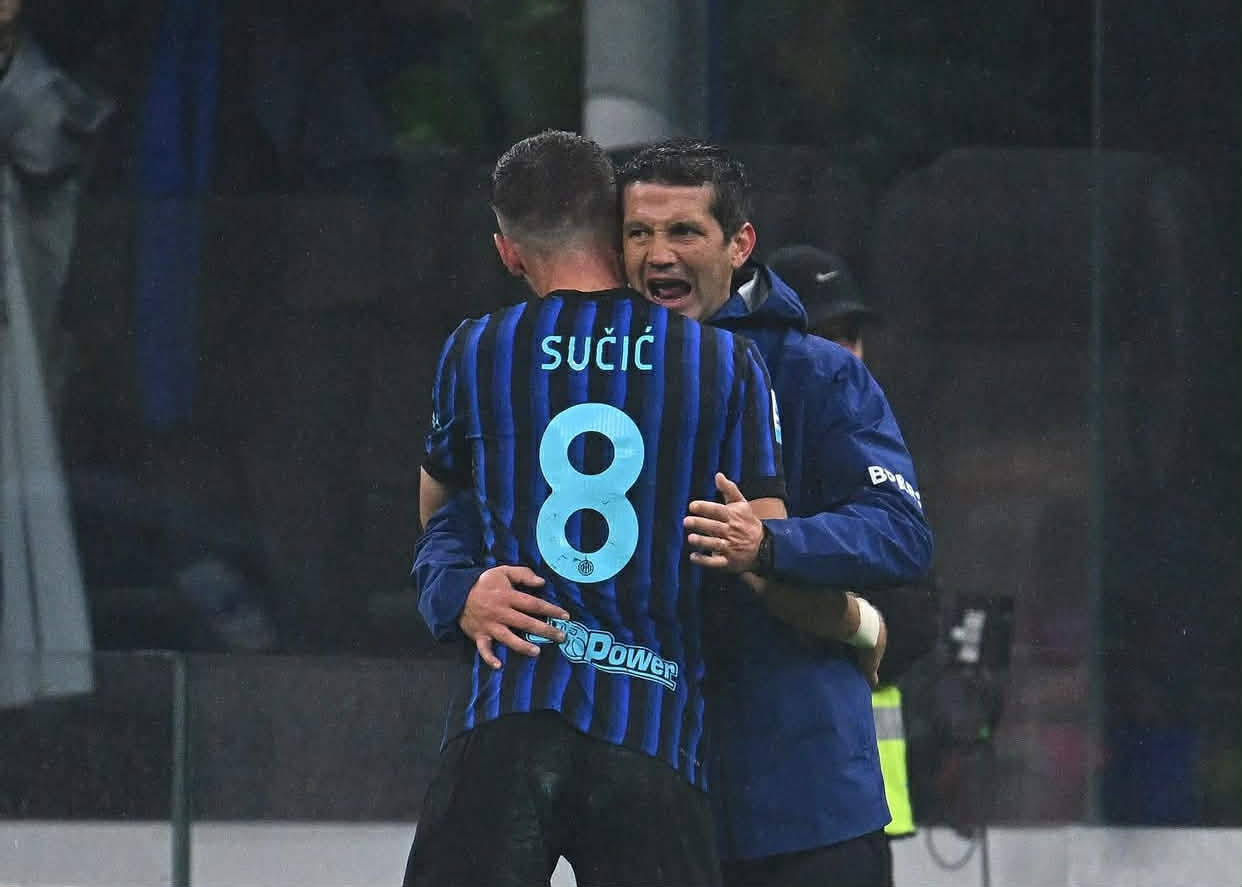 Gică Hagi îl laudă pe Cristi Chivu, care este la un pas de titlu cu Inter în Serie A