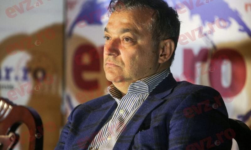 De ce cred oamenii în teoriile conspirației. Dan Andronic: „Îți dau iluzia controlului”