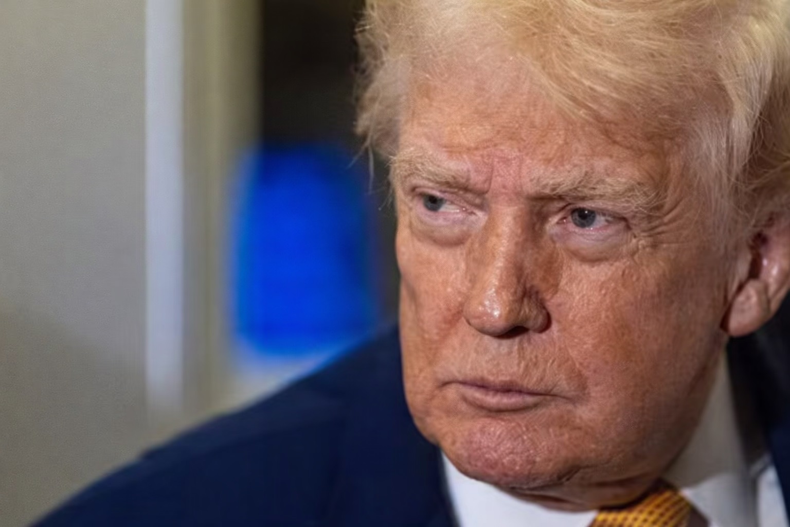 Trump îl ironizează pe Schumer, pe fondul blocajului privind finanțarea DHS