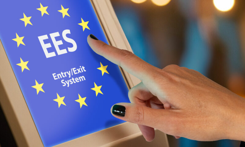 Noul sistem UE de control al pașapoartelor ar putea fi suspendat într-o capitală europeană. Turiștii ar putea avea de suferit