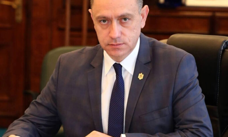 Fifor, critici dure pentru USR în legătură cu Luca Niculescu. „Extremiștii sunteți voi, USR-iștilor!”