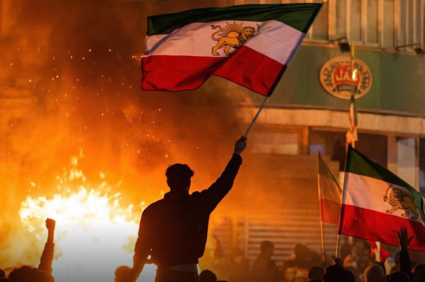 Regimul din Iran vrea să înceapă spânzurarea demonstranților