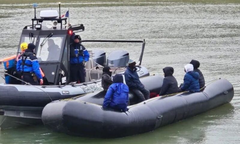 Germania combate traficul cu ajutorul bărcilor în Canalul Mânecii