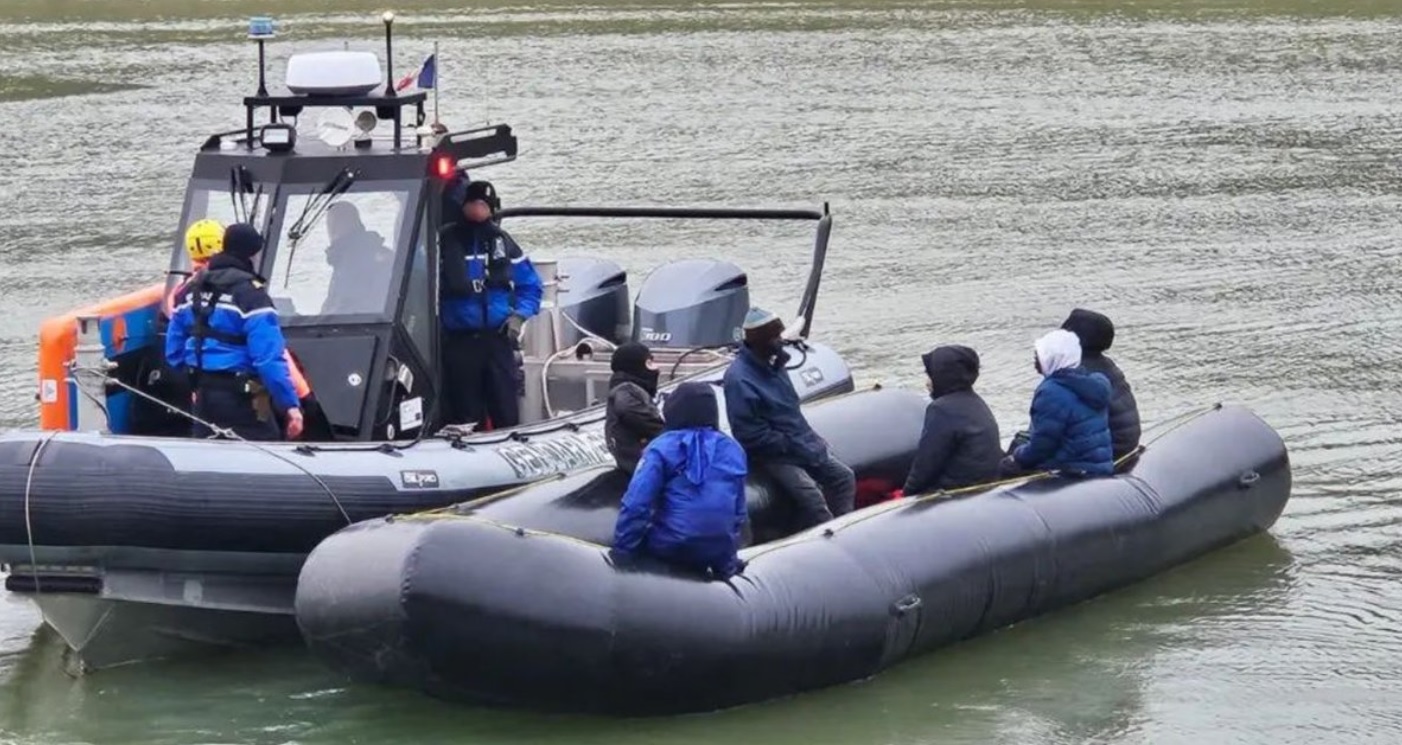 Germania combate traficul cu ajutorul bărcilor în Canalul Mânecii