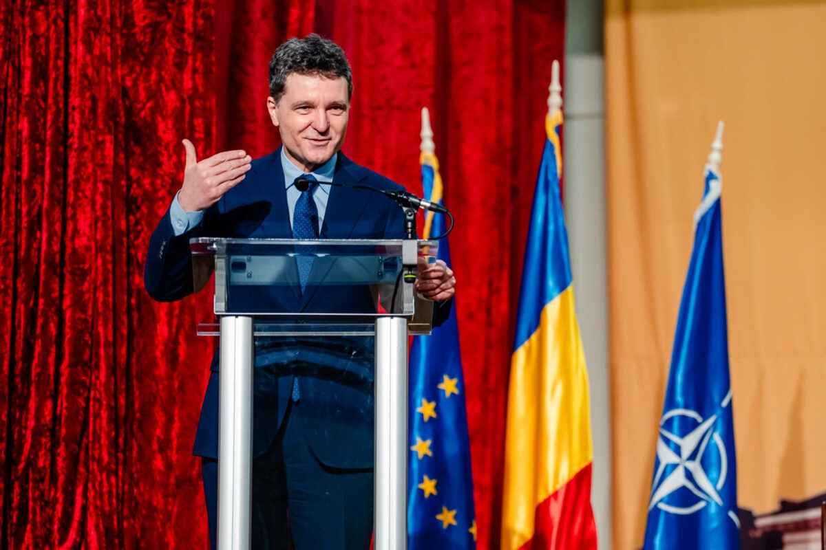 Nicușor Dan, criterii pentru viitorii șefi ai SRI și SIE: Vor fi din afara partidelor