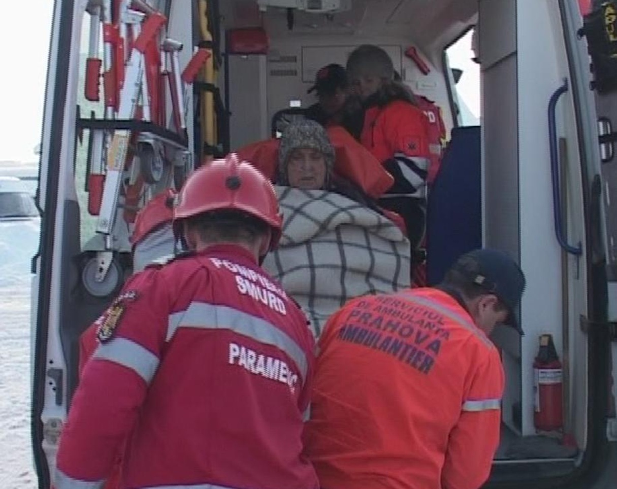 Gerul face victime în Prahova. Două persoane au ajuns la spital cu hipotermie