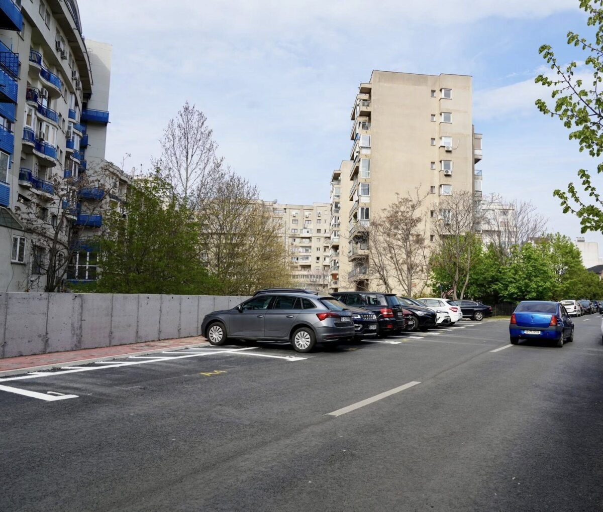 Noi reguli pentru mașinile parcate neregulamentar în Capitală. Ce se schimbă pentru șoferi