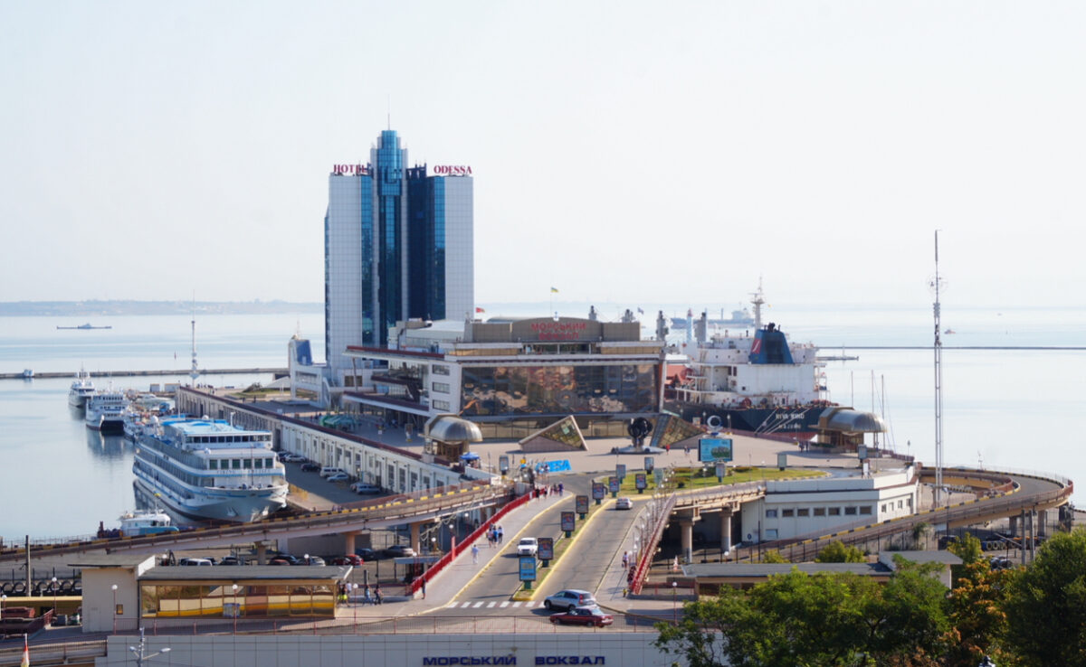 Trupele lui Putin, presiuni tot mai mari asupra porturilor ucrainene. Navele, direcționate către România și Bulgaria