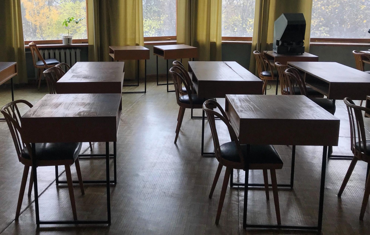 Școlile din Kiev, închise din cauza crizei provocate de bombardamentele rusești