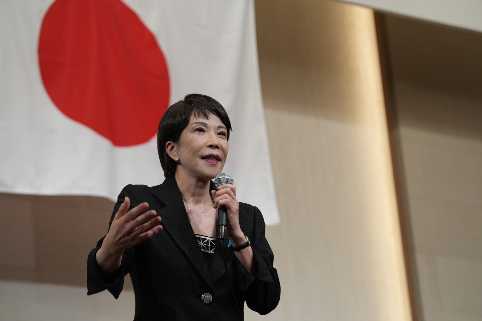 Sanae Takaichi, premierul care cântă. Cine i-a fost partener la ultima prestație. Video
