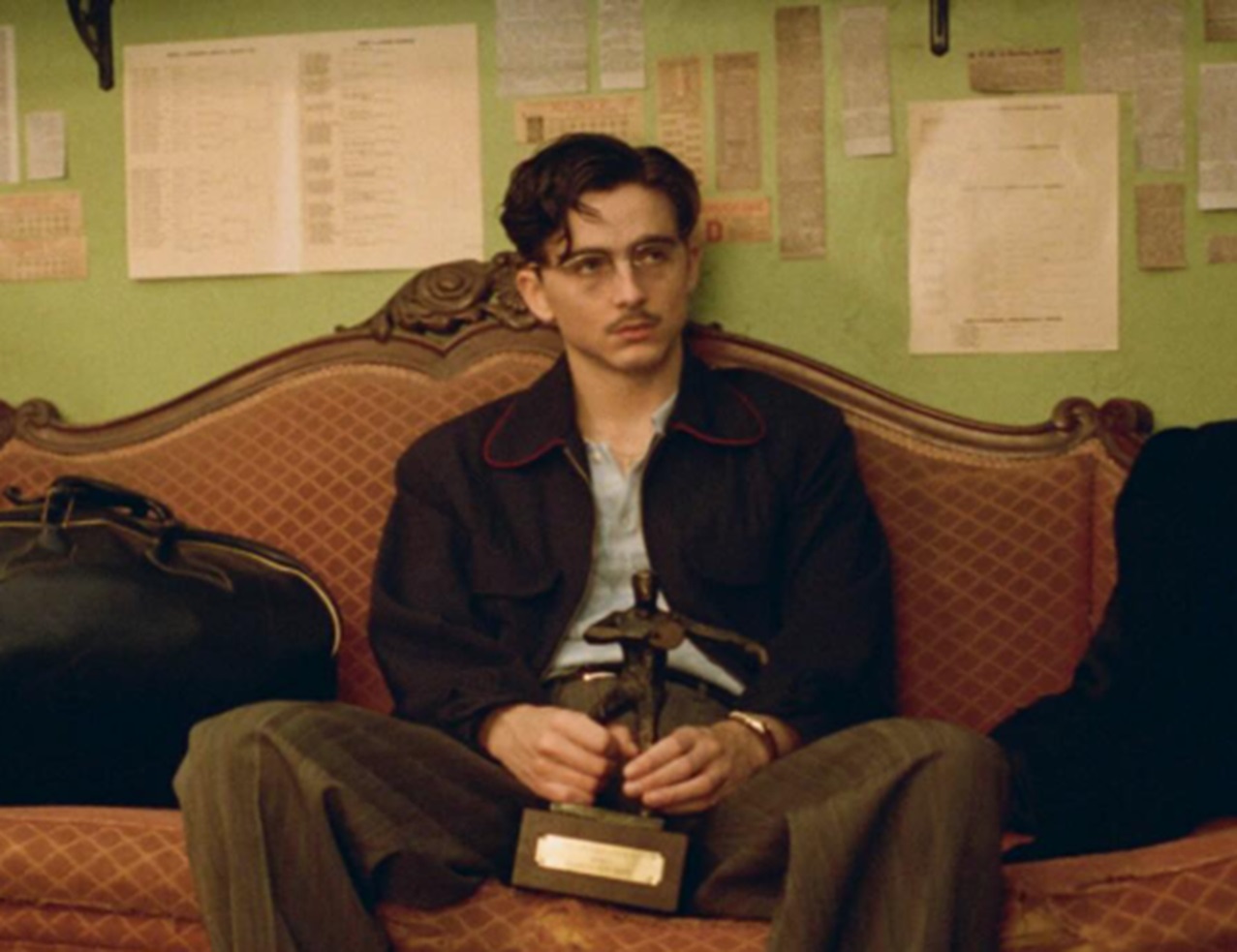 DiCaprio și Clooney, învinși de Chalamet la Globurile de Aur. Care sunt premiile și surprizele