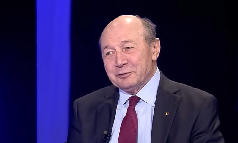 Maia Sandu i-a redat cetățenia Republicii Moldova lui Traian Băsescu