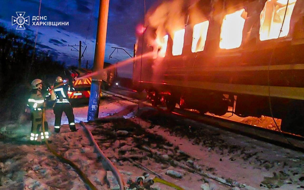 Atac cu drone asupra unui tren de pasageri în Ucraina. Cel puțin patru persoane au murit