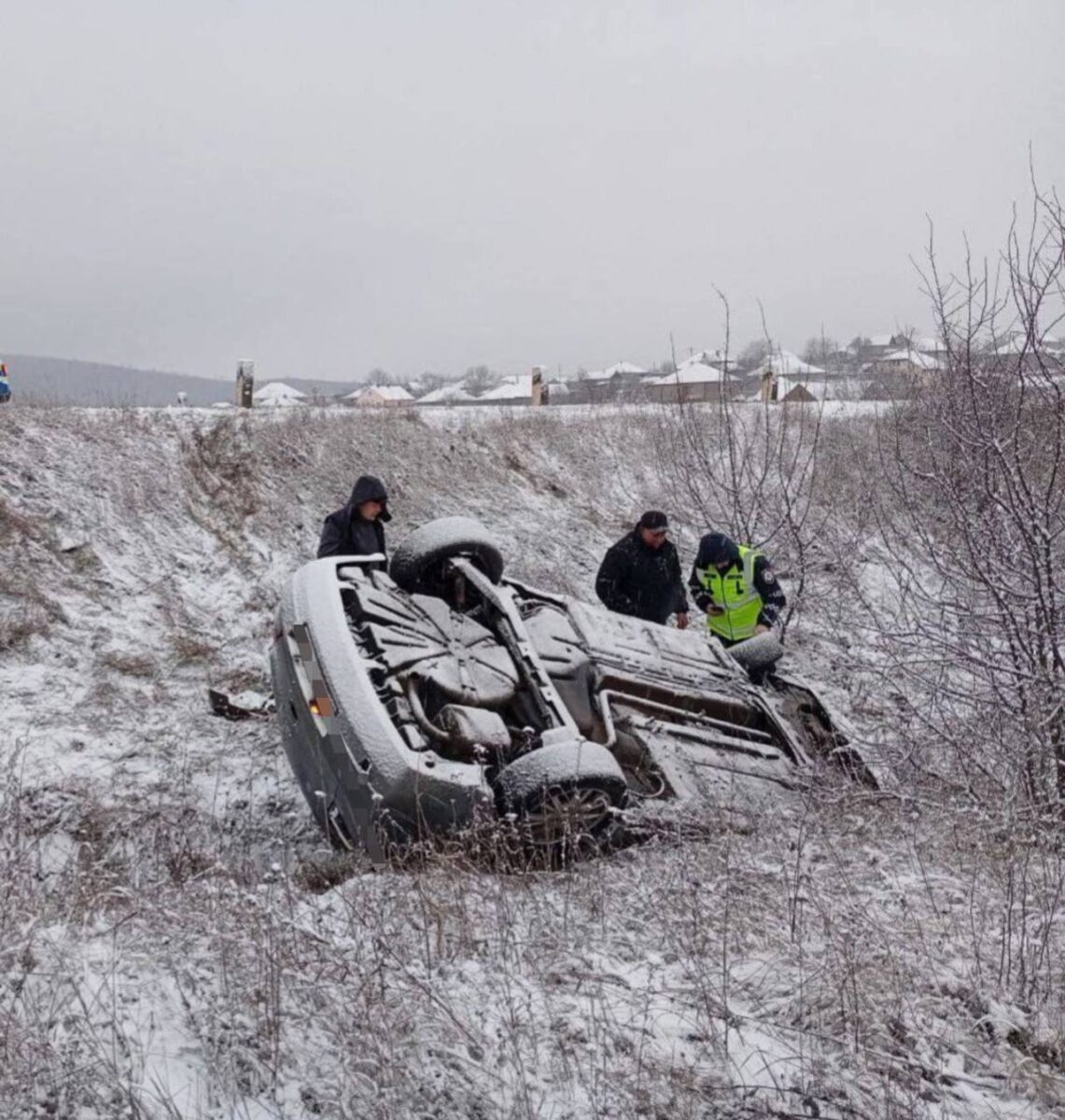 Avertizare meteo pentru întreaga Republică Moldova. Drumuri periculoase din cauza ghețușului