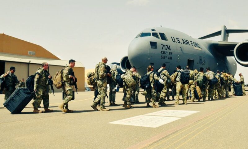 Final de epocă în Orientul Mijlociu: Armata americană părăsește ultimele baze din Irak