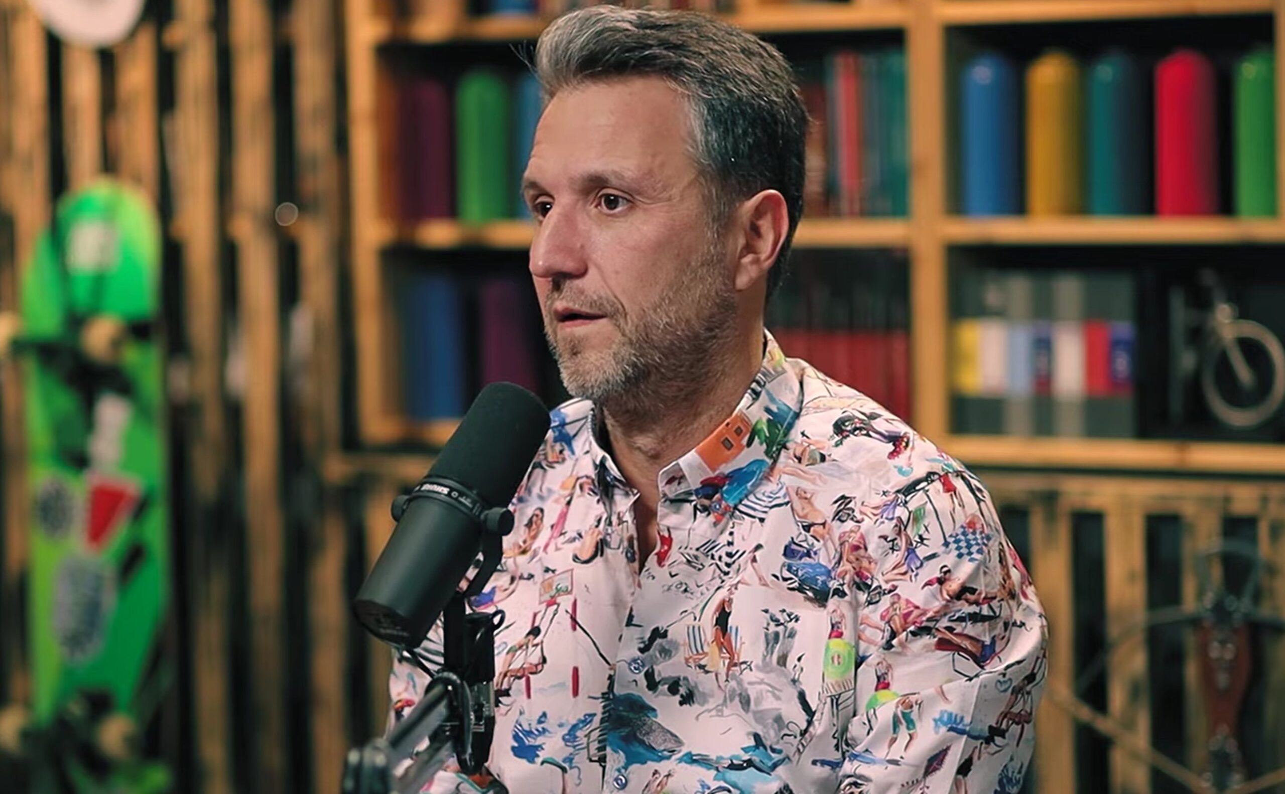 Andi Moisescu, fericit după divorț. Prezentatorul TV, ieșire spectaculoasă în club