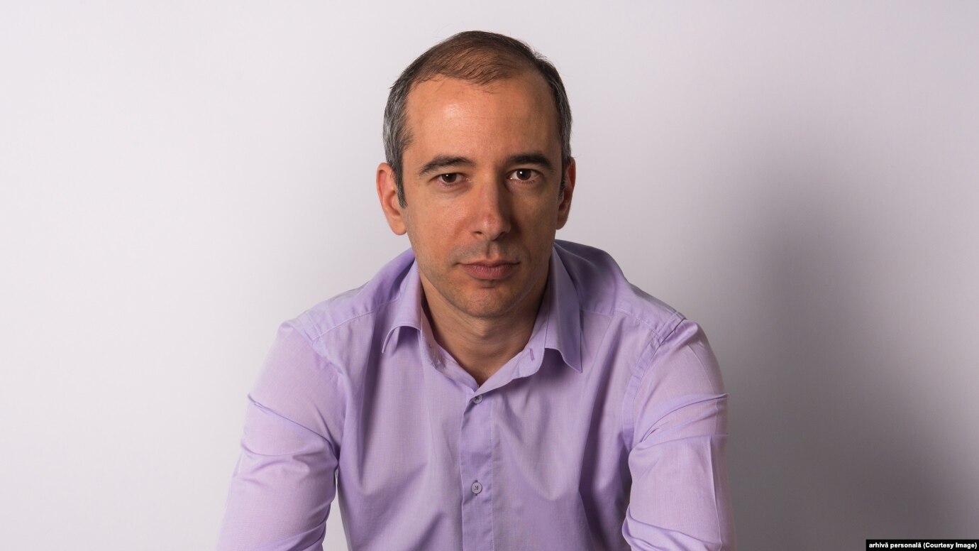 Demisie cu acuzații, în pline negocieri politice. Un candidat la funcția de ministru atacă tabăra lui Ilie Bolojan și Ludovic Orban