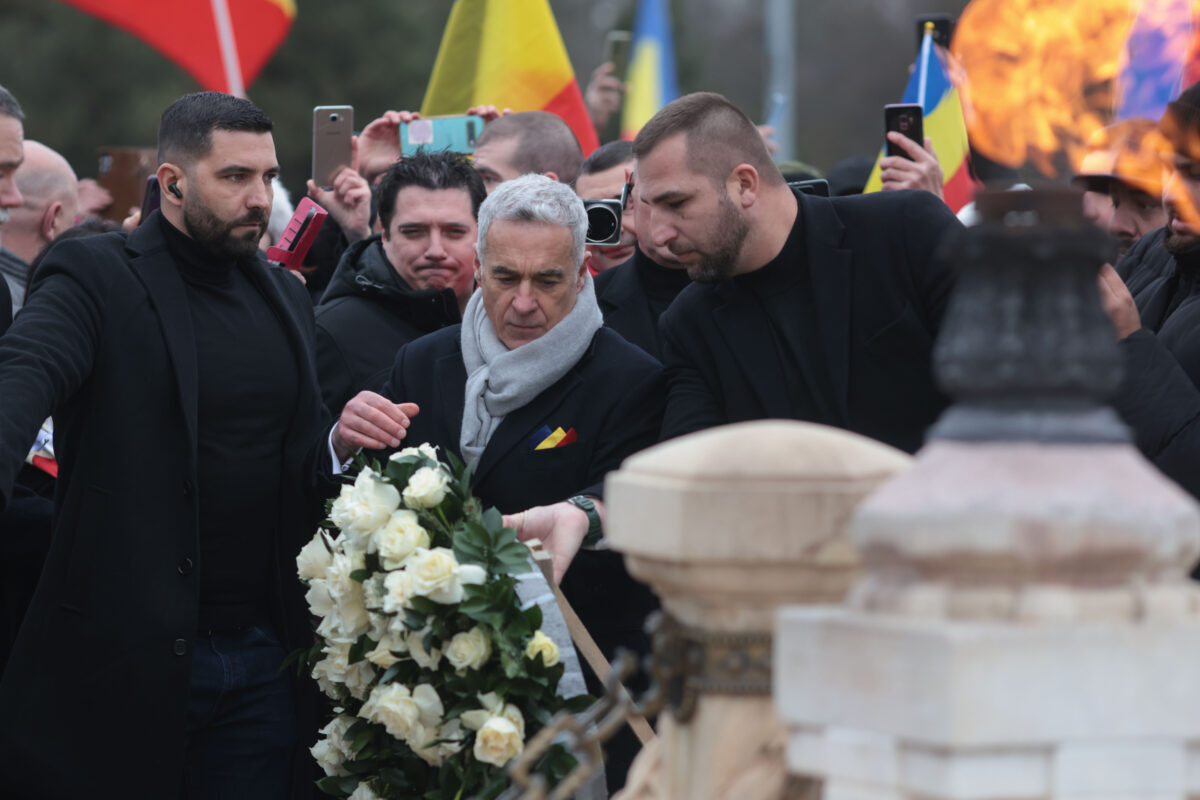 Călin Georgescu, mesaj pentru susținători de Ziua Unirii: Suntem obosiți de nedreptate, nu de muncă