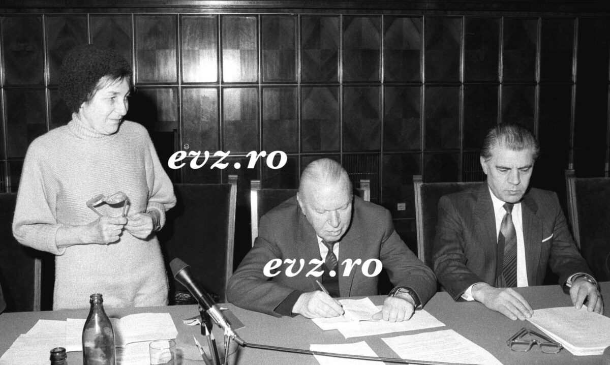 Octavian Paler și spulberarea iluziilor din ianuarie 1990. Participarea FSN la alegeri, o trădare a jertfei tinerilor