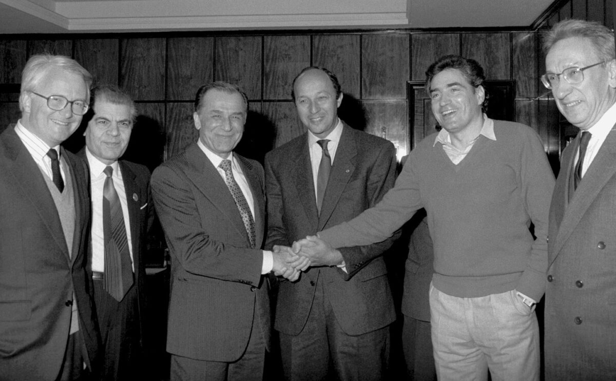 1 ianuarie 1990. Prima dimineață a libertății. Interzicerea avorturilor, obsesia lui Ceaușescu, anulată de Iliescu