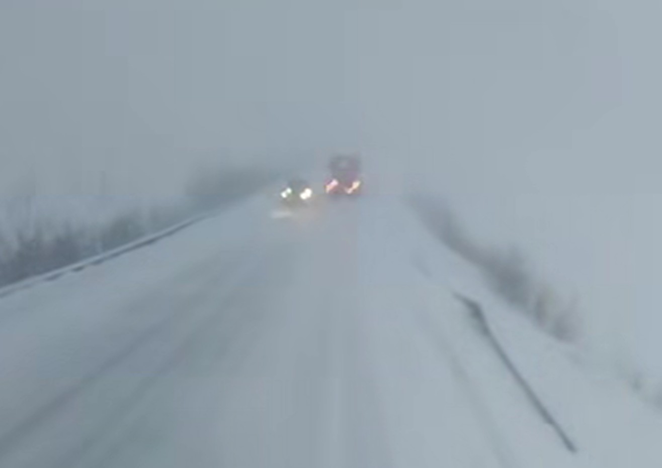 Trafic îngreunat pe DN 67C Novaci - Rânca. Se circulă în condiții de iarnă, din cauza vremii nefavorabile