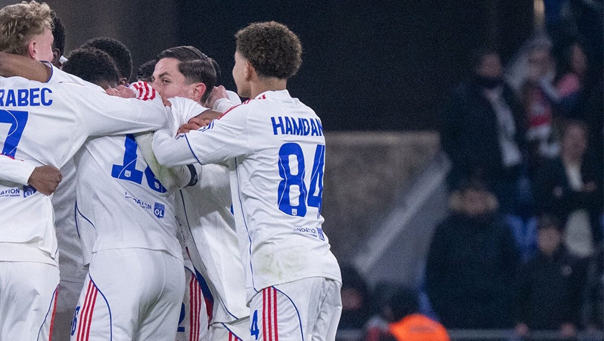 Meciul Lyon – PAOK, eclipsat de tragedia suporterilor greci din Timiș