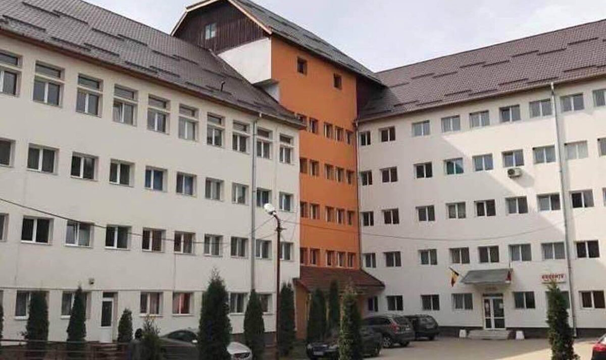 Suspiciuni de corupție și angajări suspecte la Spitalul Orășenesc Câmpeni. Managerul, vizat de anchetă