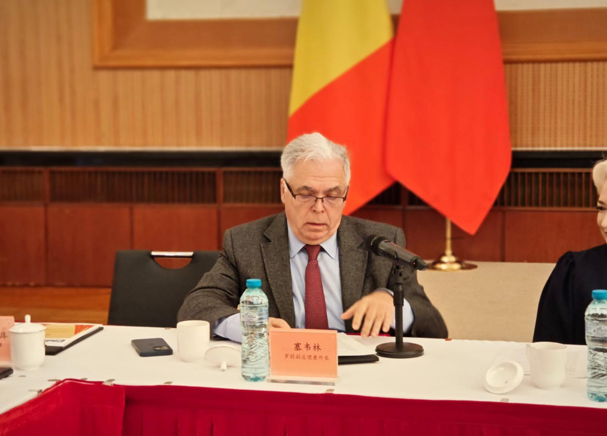 Istoria tratatului România – Ucraina, semnat în 1997, la Neptun: Dacă vreți teritoriile, declarați război!