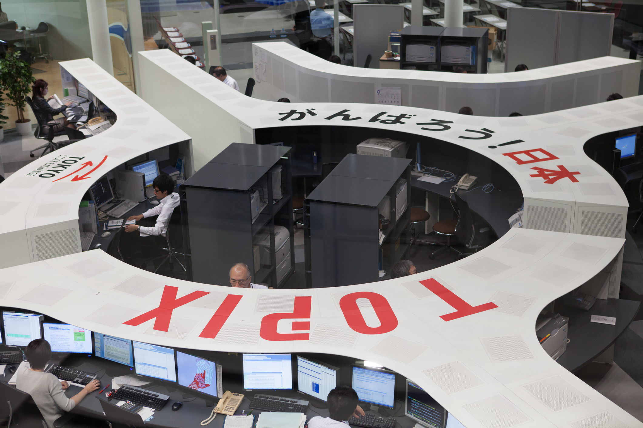 Creșteri pe piețele bursiere asiatice, în ciuda temerilor globale legate de inteligența artificială