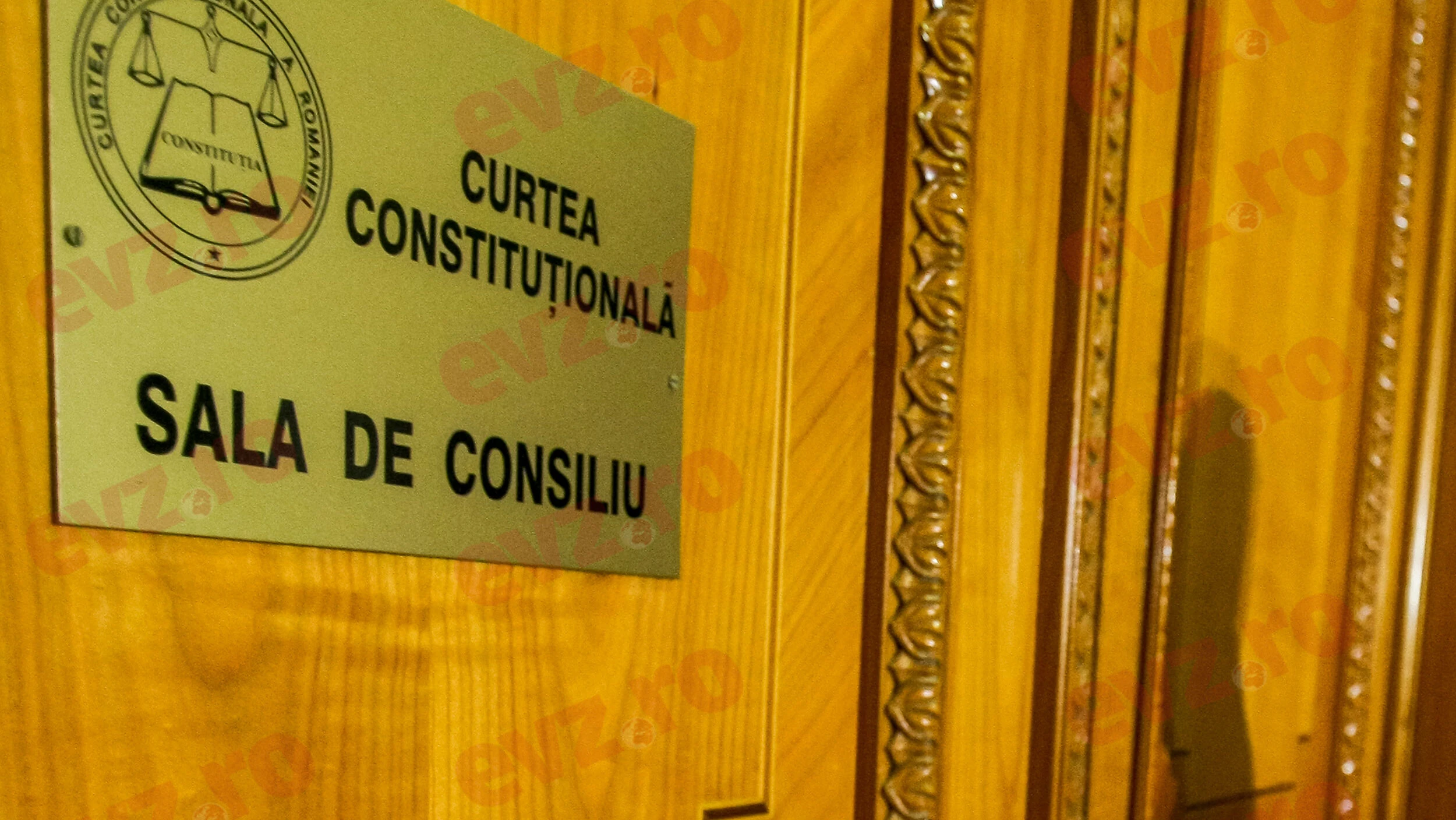 Scenariul revenirii lui Ilie Bolojan, ca premier, o utopie? Ce spune CCR