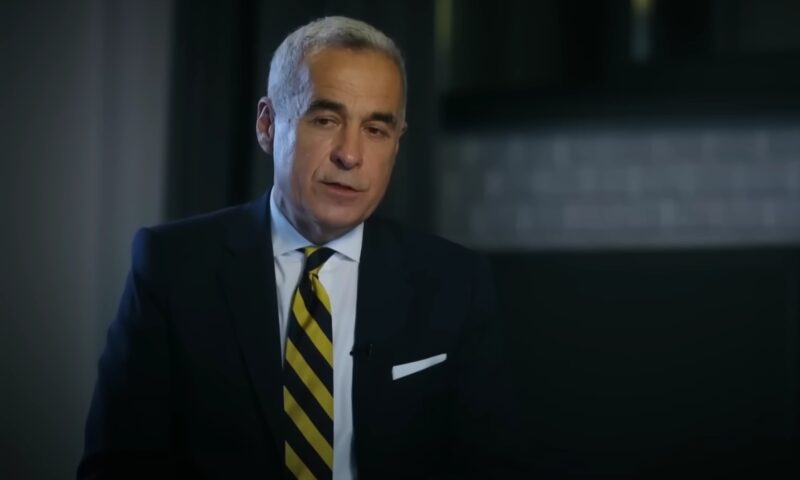 Curtea de Conturi cere recuperarea unor salarii acordate lui Călin Georgescu la UPit