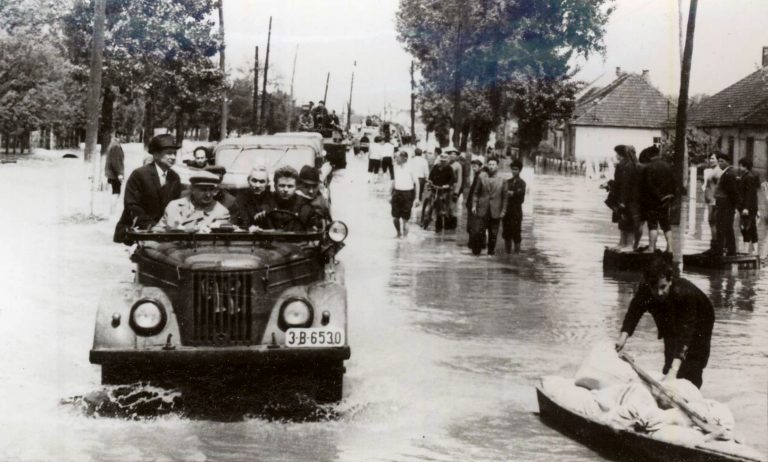 Evenimentul Istoric Nr.95 a reconstituit harta dezastrelor care au zguduit România