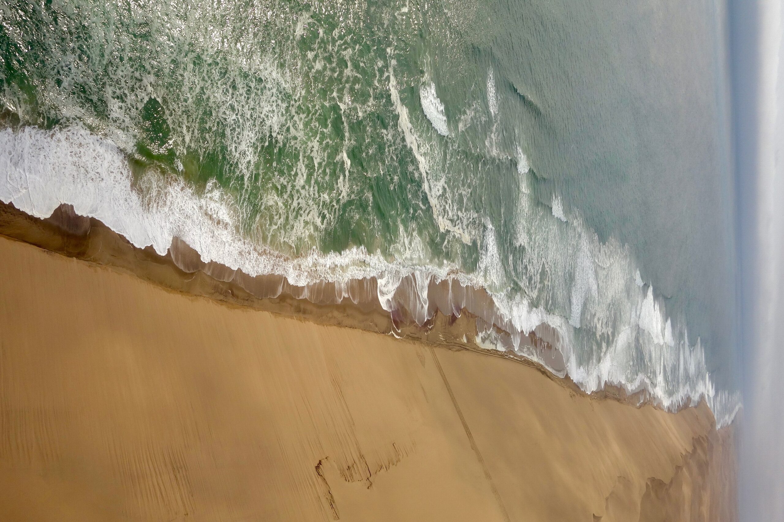 Coasta Skeleton, zona cunoscută pentru condiții climatice extreme