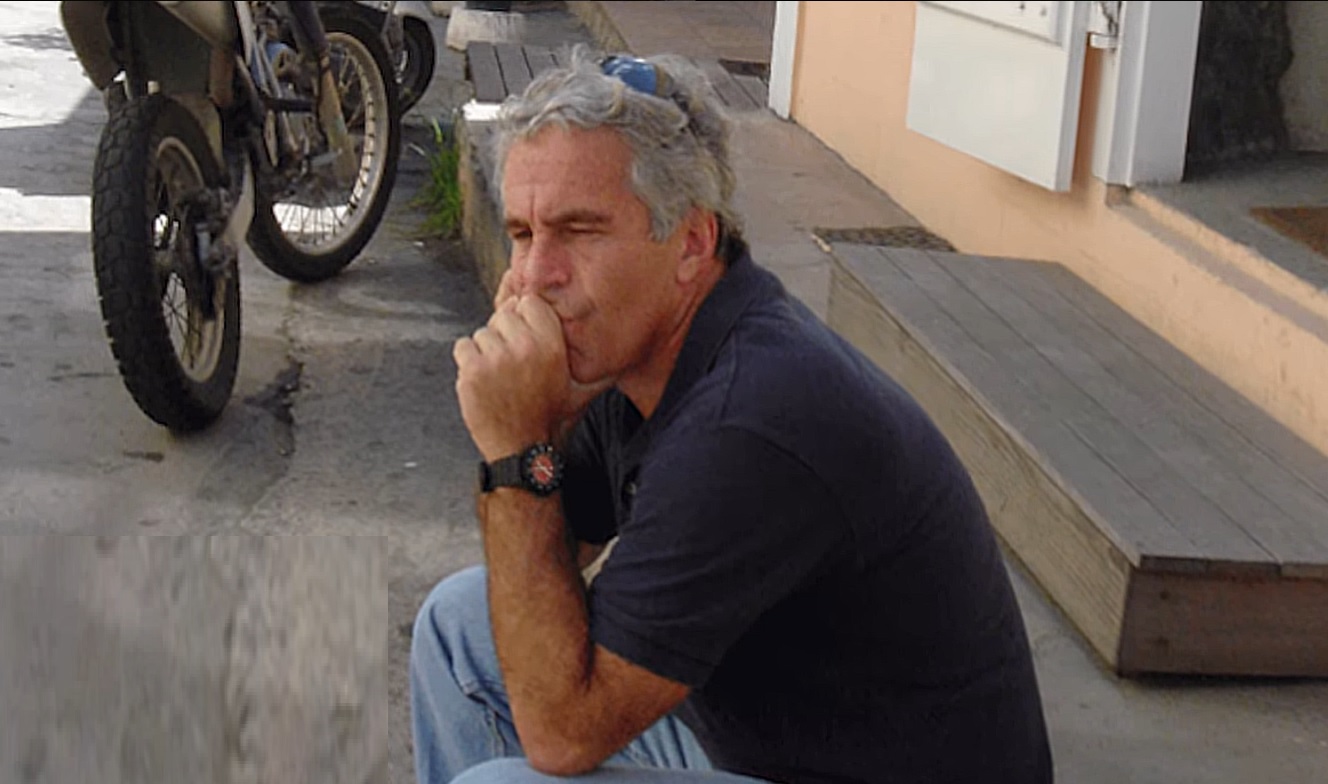 Epstein folosea un agent de modelling pentru a recruta fete. „Mama m-a salvat”, spune o braziliancă