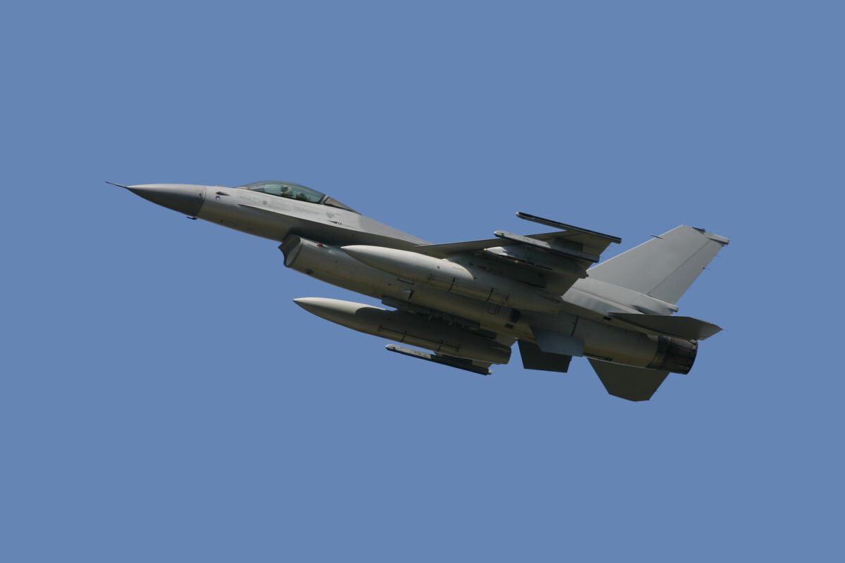 Peste 50 de avioane de luptă americane, redistribuite în Orientul Mijlociu în plin dialog diplomatic la Geneva