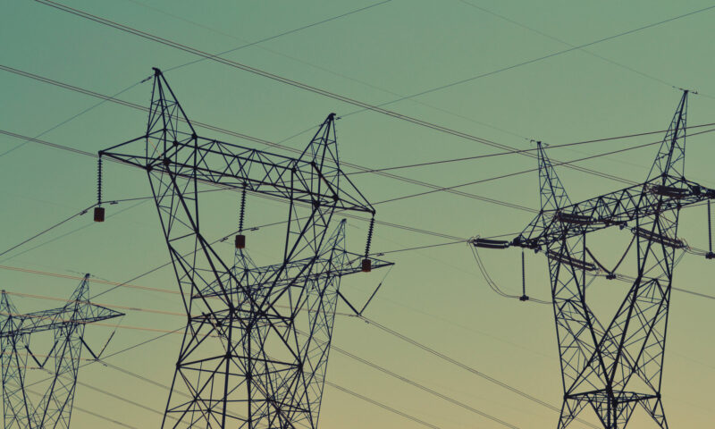 Avertisment privind factura la energie. Ce se întâmplă cu prețurile și cât mai poate funcționa Reactorul 2 de la Cernavodă