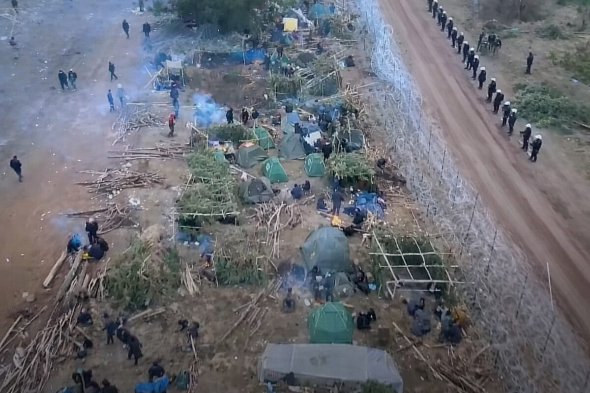 Rusia trimite migranți în Europa prin tuneluri. Polonia investighează implicarea unor specialiști străini