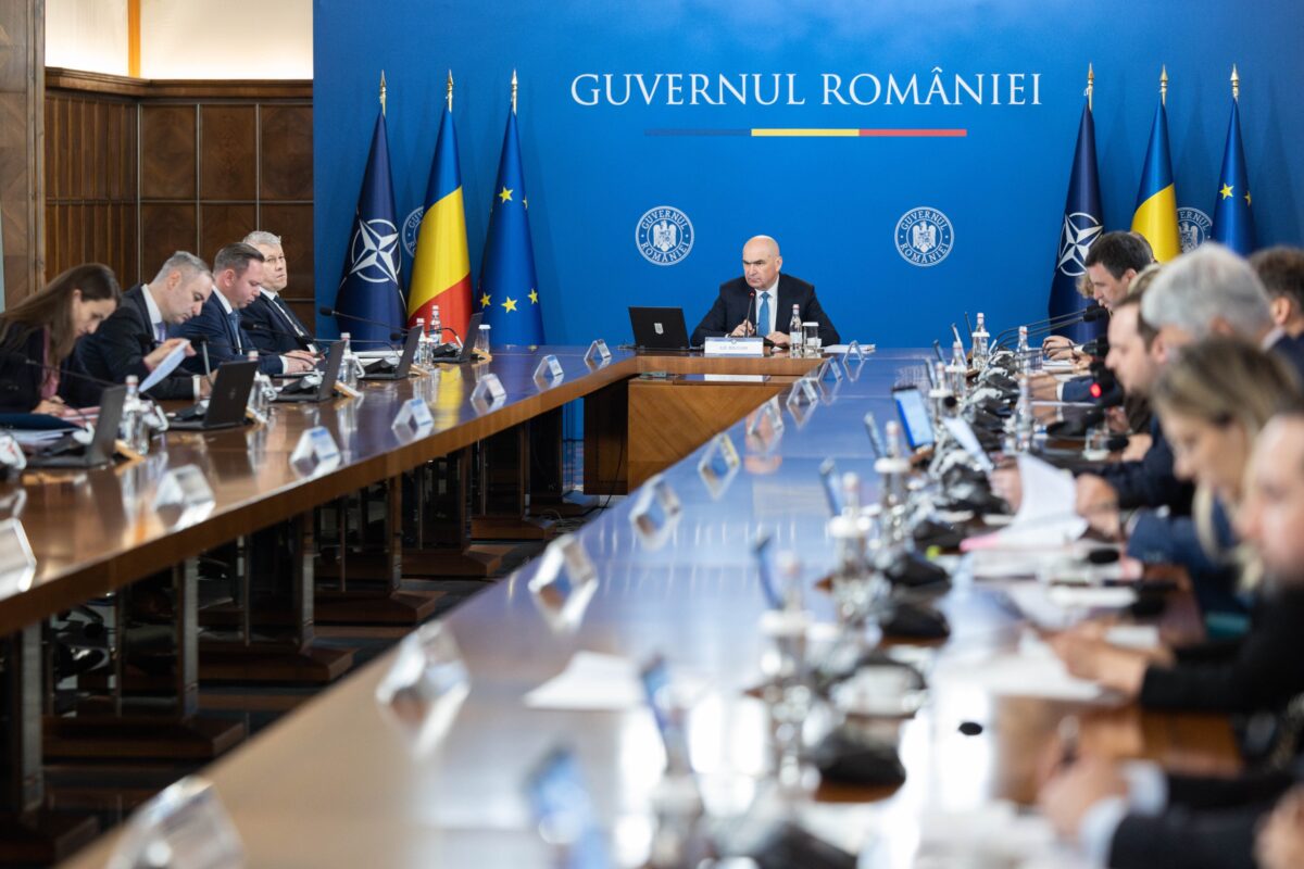 Ședință de urgență la Guvern. Câți români sunt blocați în Orientul Mijlociu