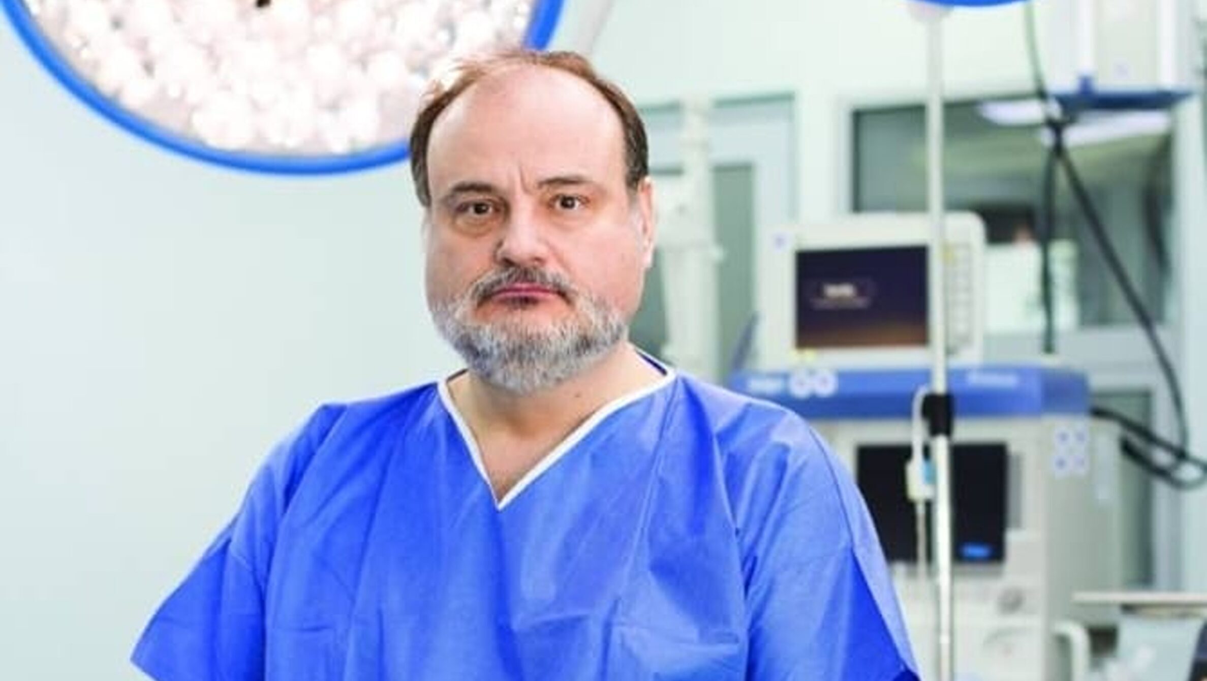 Premieră în România: Valvă tricuspidă implantată prin vena jugulară la un pacient de 65 de ani, la Floreasca