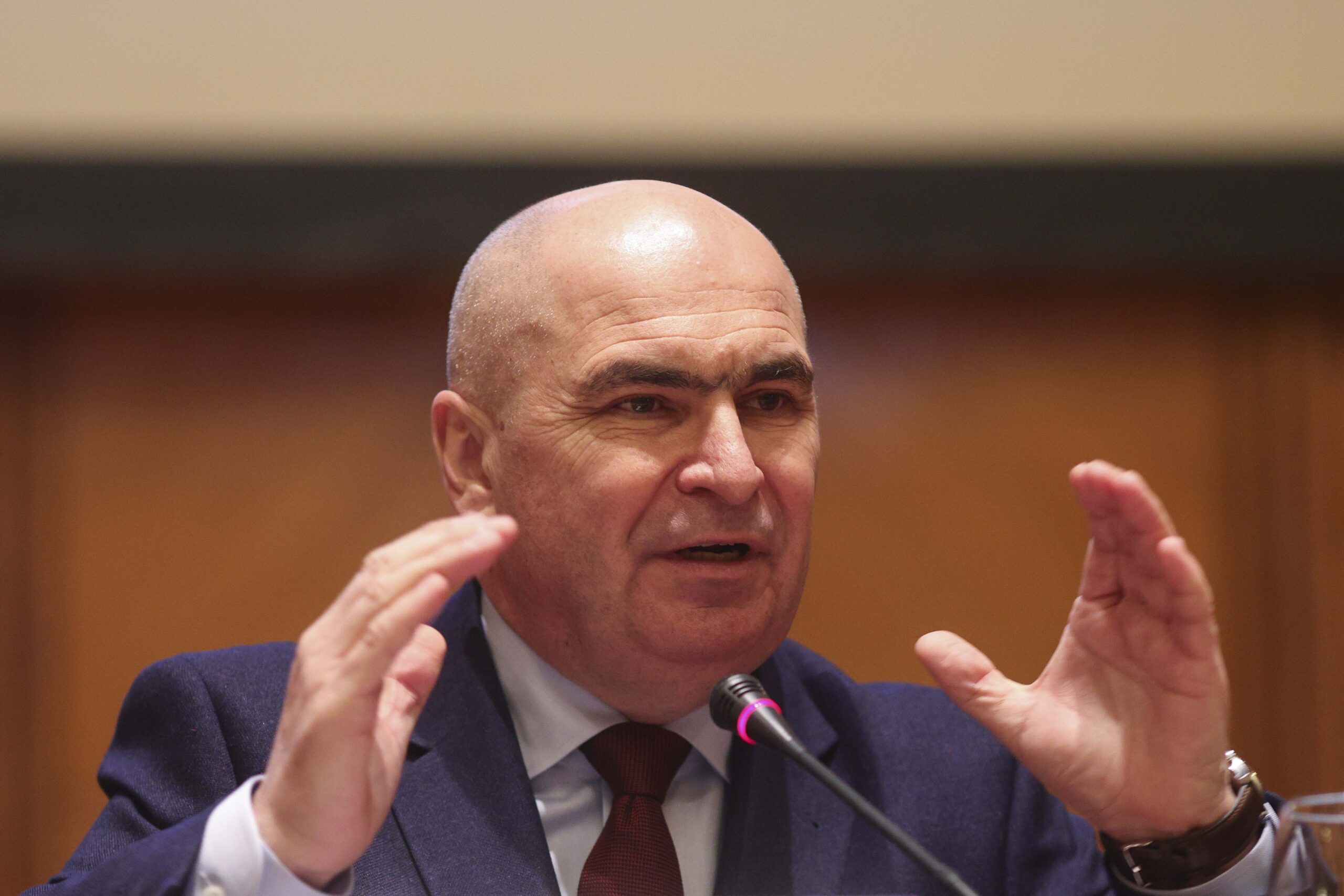 Guvernul pregătește ordonanțe de urgență pentru reforma administrativă și relansarea economică