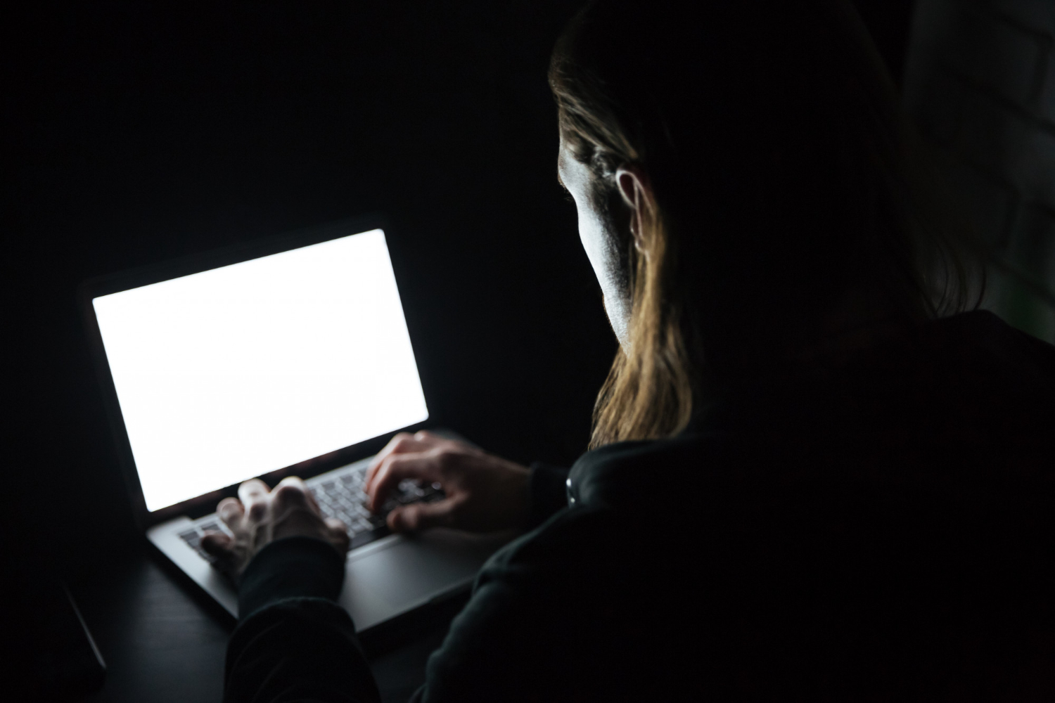 Televiziunea Română, în stare de alertă. Risc de blackout digital
