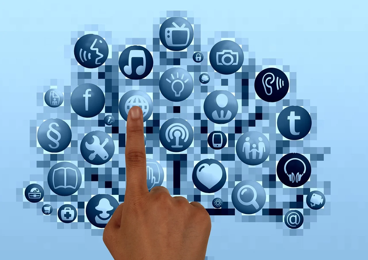 Giganții media din lume se reunesc într-o coaliție pentru a proteja jurnalismul original de AI