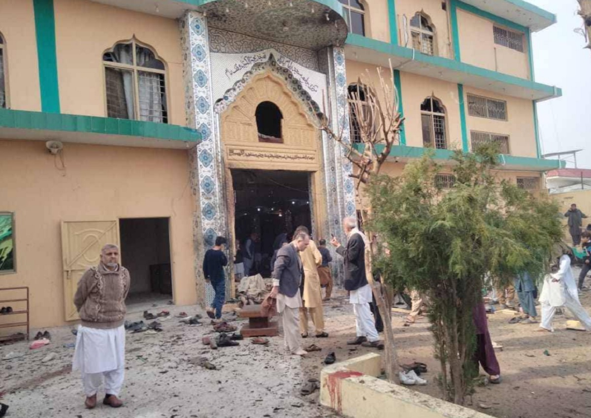 Atentat sinucigaș într-o moschee din capitala Pakistanului. Cel puțin 31 de persoane, ucise